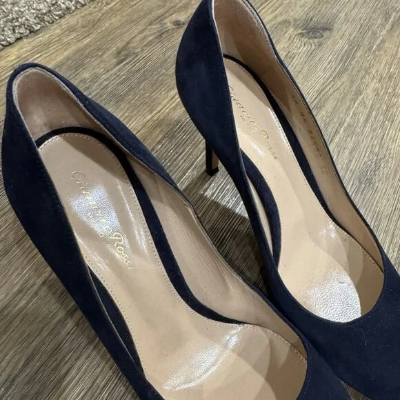 Gianvito Rossi Blue Suede Manolo Blahnik Pointed Toe Pumps - Picture 4 of 11